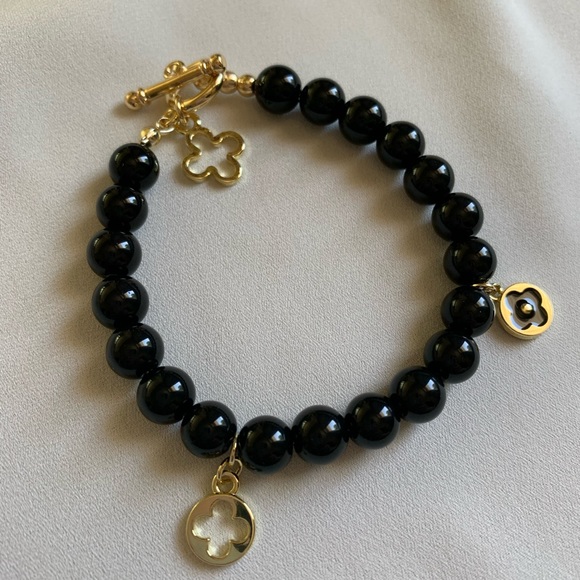 Black Onyx Gold Plated Clover Charm Bracelet - Picture 6 of 9